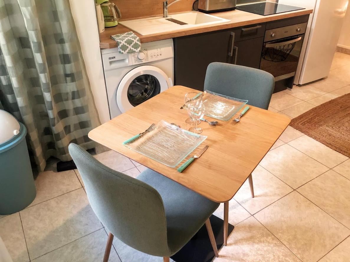 T2 entièrement équipé et refait à neuf à 10mn Alès Apartamento La Grand'Combe Exterior foto